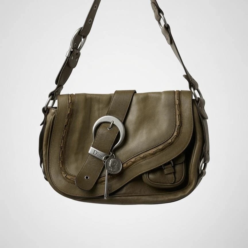 3be00d47-6453-49ce-ac73-48c39a25a152 Сумка Christian Dior Gaucho Saddle — изображение 1